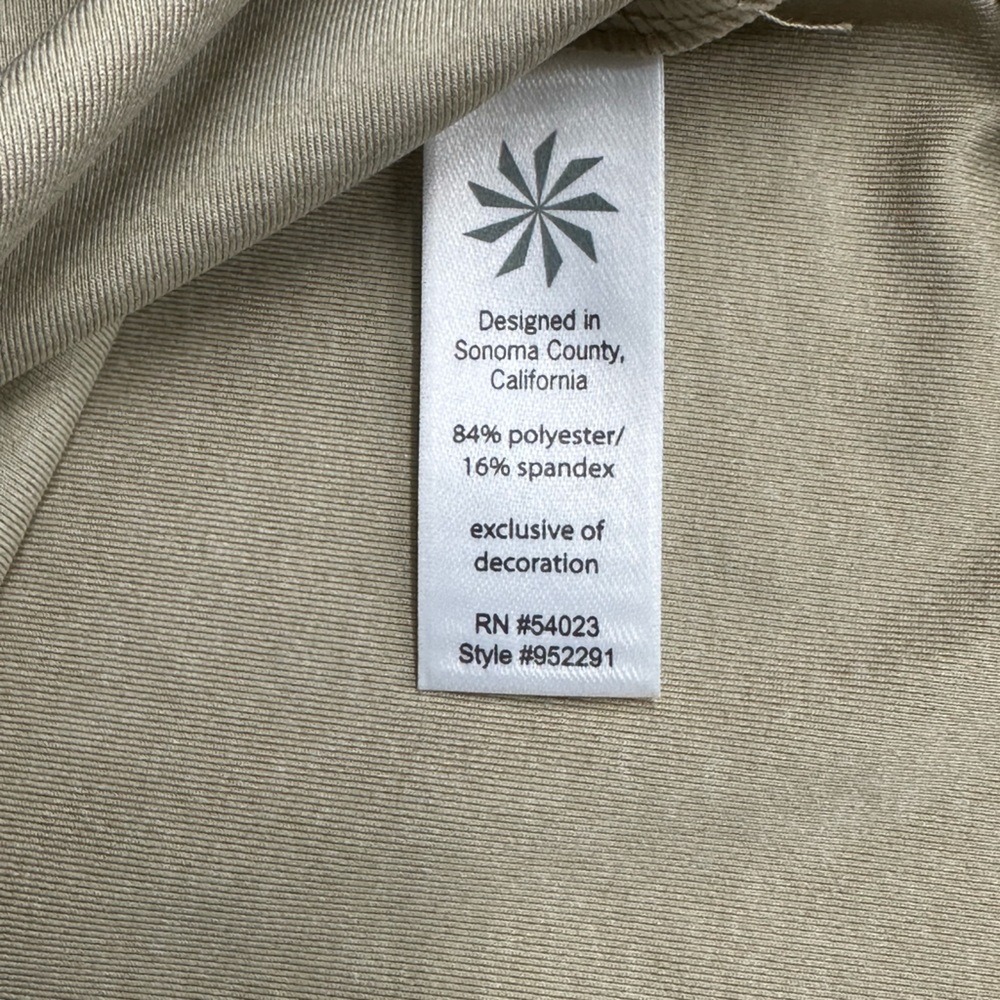 Athleta Canyon Lands 2 Tan Long Sleeve Workout Base Layer Top- size Small - Picture 3 of 8